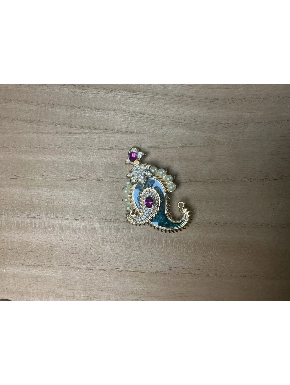 KJL Vintage Gold Tone Seahorse Brooch with Faux Pearls and Rhinestones
